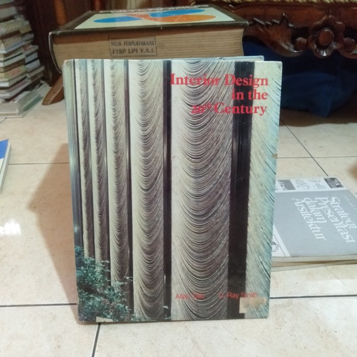 Jual ORI BUKU INTERIOR DESIGN IN THE 20TH CENTURY | Shopee Indonesia