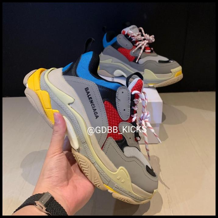balenciaga triple s og