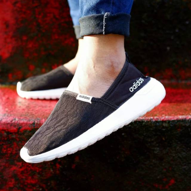 Jual ADIDAS SLIPON LITE RACER | Shopee Indonesia