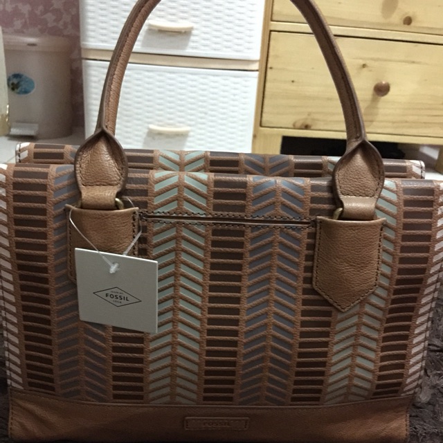 Fossil trinity satchel sale