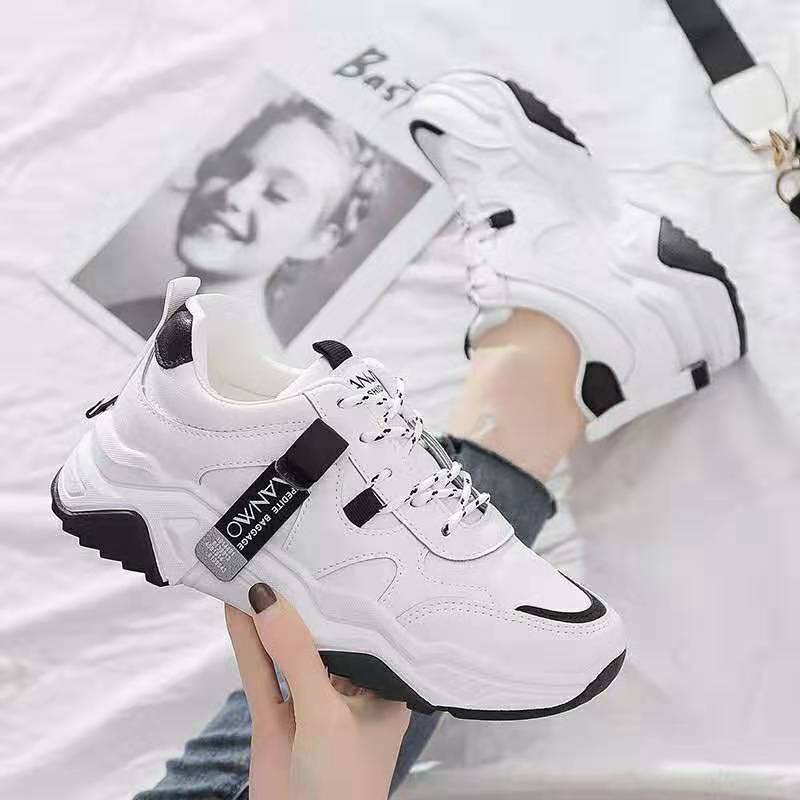 Sepatu sneakers sale shopee