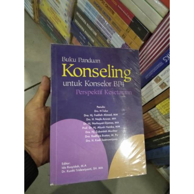 Jual BUKU PANDUAN KONSELING UNTUK KONSELOR BP4 Perspektif Kesetaraan ...