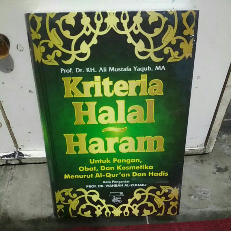 Jual Kriteria Halal Haram Untuk Pangan Obat Dan Kosmetik - KH Ali ...