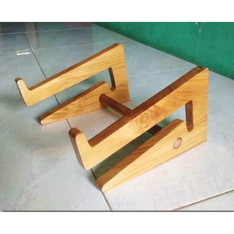 Jual Stan Leptop kayu Dudukan Leptop Kayu Praktis Simpel Ringan Dan ...