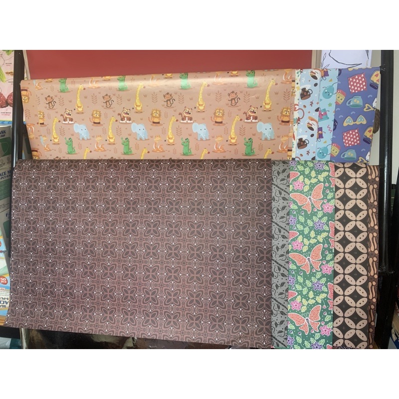 Jual Kertas Kado Tebal Kertas Kado Murah Kertas Kado sidu | Shopee ...