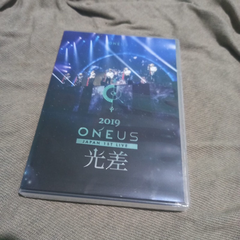 Jual ONEUS JAPAN 1ST LIVE DVD | Shopee Indonesia