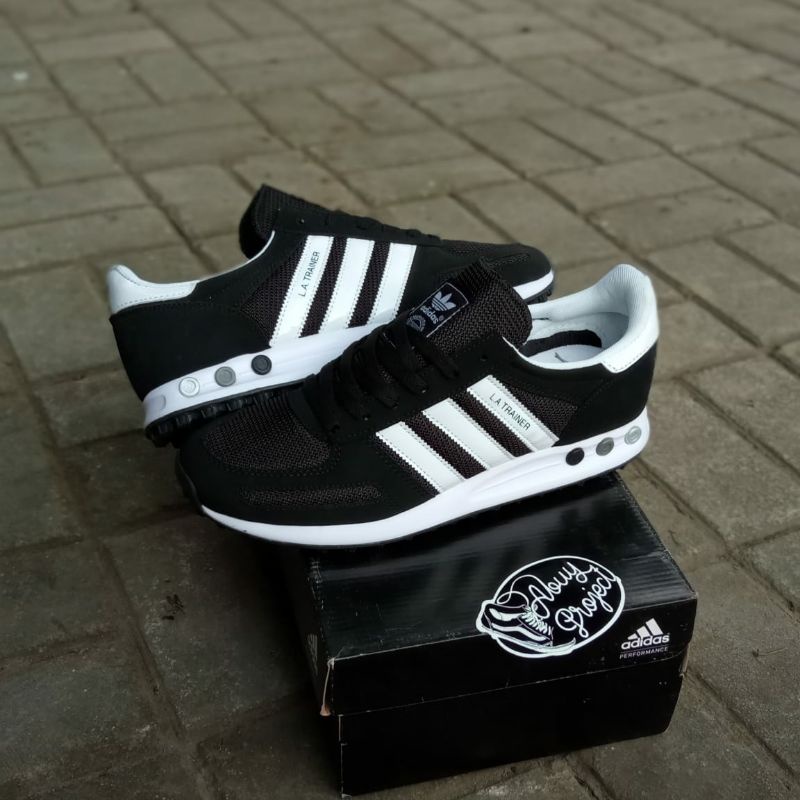 Jual adidas shop la trainer