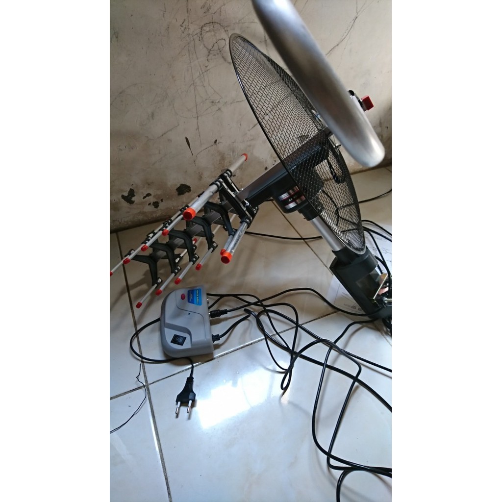 Jual ADVANCE Antena TV Remote AA 830 / Antene Digital AA830 rotasi 360 ...