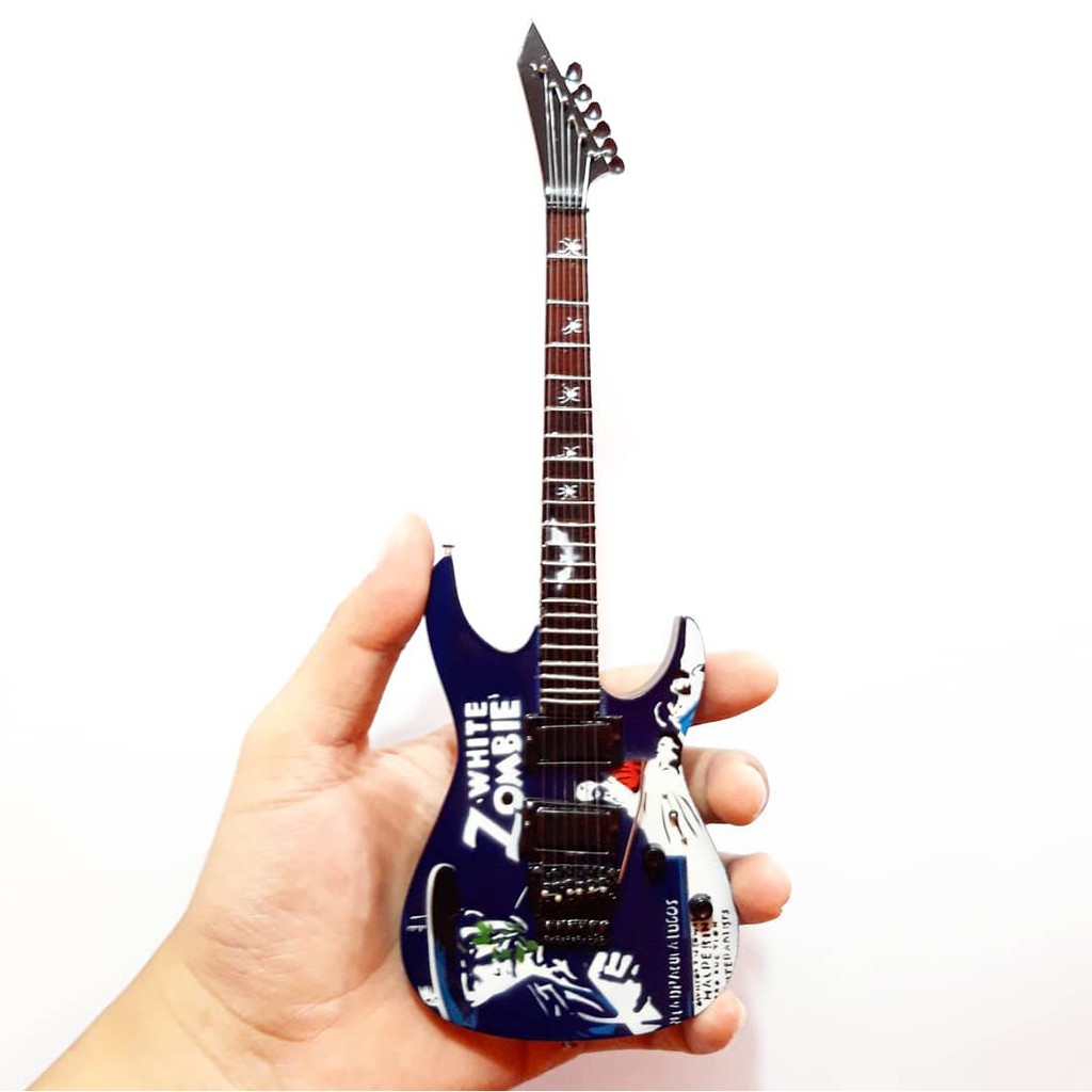 新品 未使用 EMG KHBB Kirk Hammett