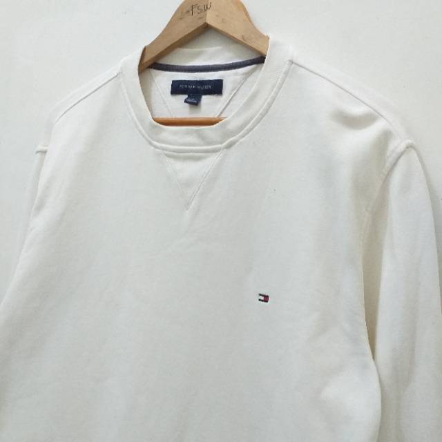 Jual CREWNECK SWEATER TOMMY HILFIGER SMALL LOGO | Shopee Indonesia