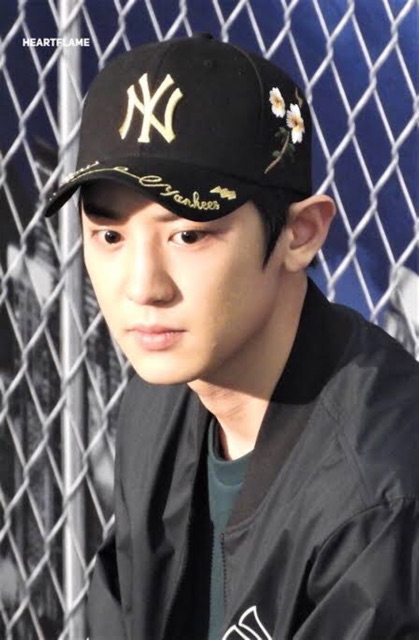 EXO #CHANYEOL @MLB  Chanyeol, Exo chanyeol, Park chanyeol