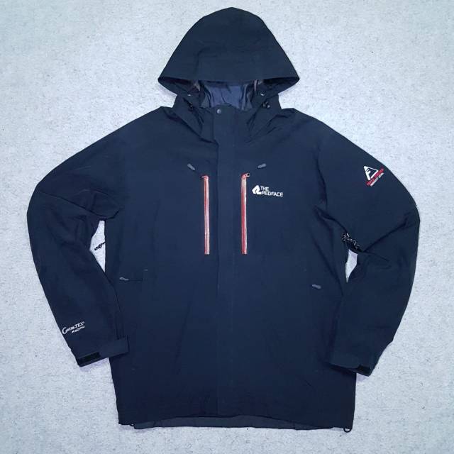 The red store face jacket