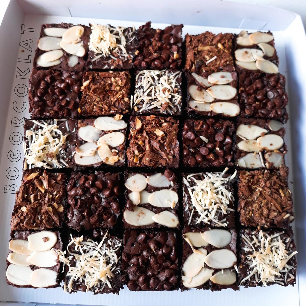 Jual Brownies Sekat / Kue Ultah / Brownies Ultah Shopee Indonesia