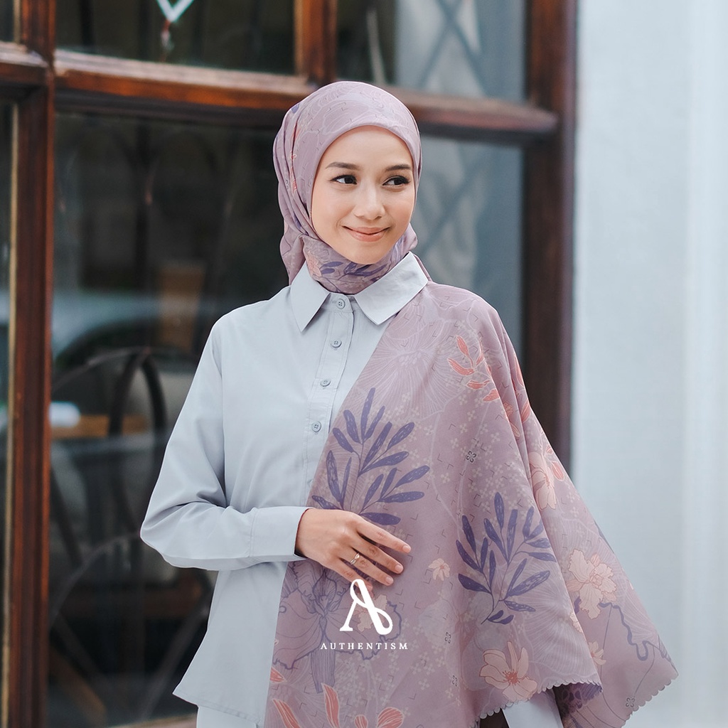 AUTHENTISM ID Isyana Series Kerudung Segi Empat Motif Voal Ultrafine Lasercut Premium
