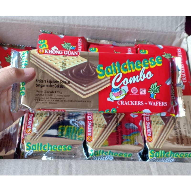 Jual Agen Distributor Snack Cemilan Ringan Makanan Biskuit Khong Guan Saltcheese Combo Crackers 1595