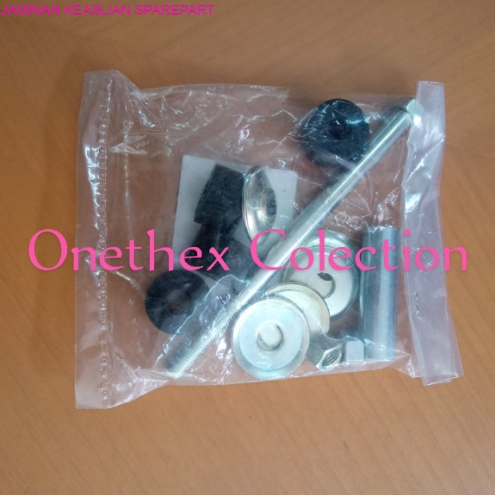 jual-bushing-stabilizer-set-belakang-all-new-pajero-original-4056a138