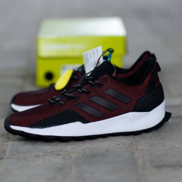Jual Sneakers Original BNIB Sepatu Running Casual Adiddas Neo Questar Trail Maroon Shopee Indonesia