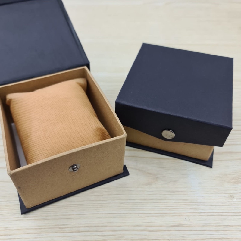 Jual Box Jam Tangan Shopee Indonesia