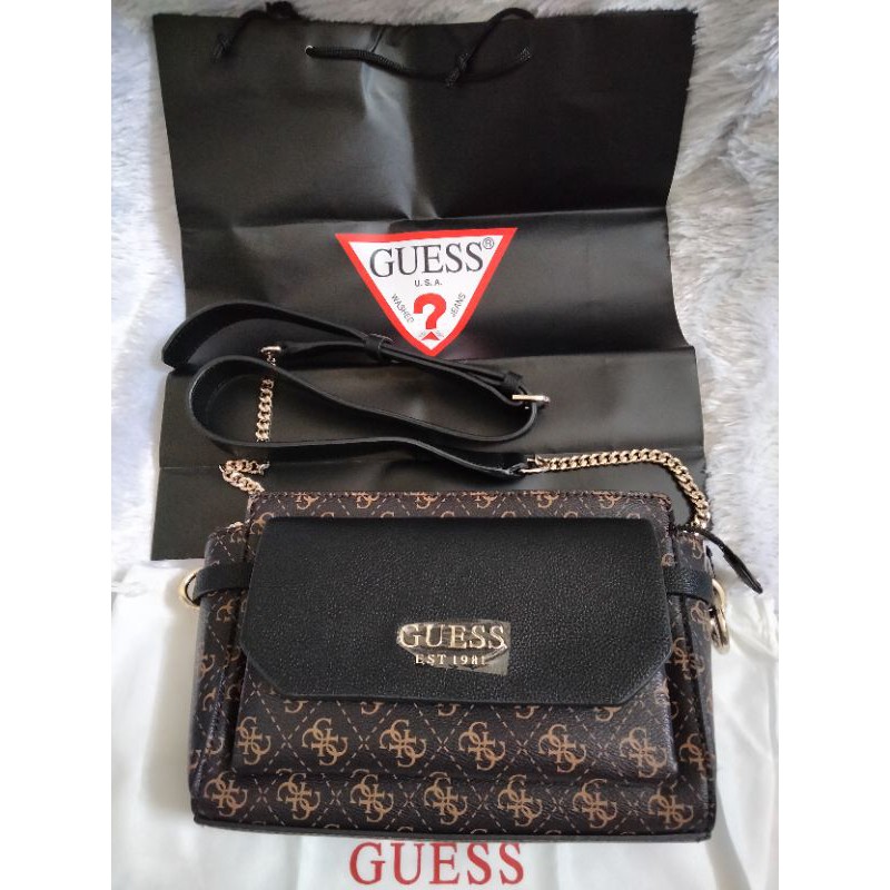 Jual Tas Guess Esme crossbody top Zip. tag price IDR 1.299.000