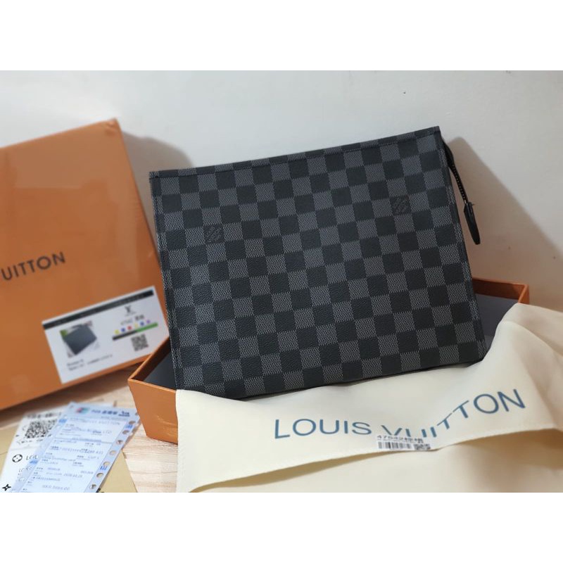 Menggenggam Kemewahan: Rekomendasi Model Clutch Merek Louis Vuitton yang  Terbaik - Bintara
