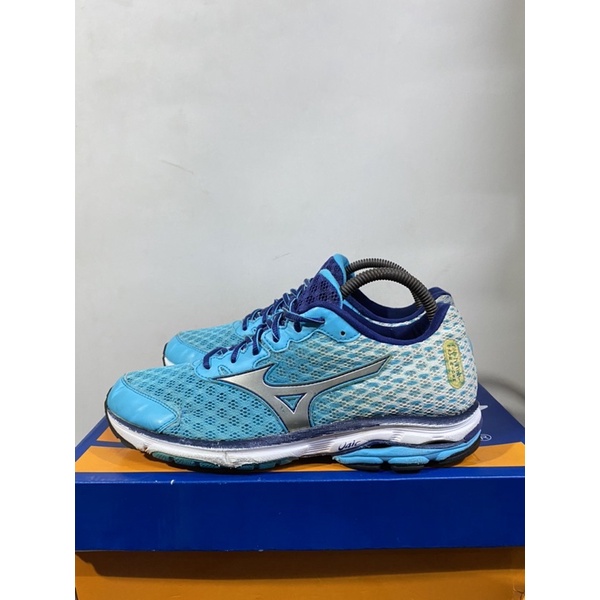 Jual sepatu second original mizuno wave rider size 40 Shopee Indonesia