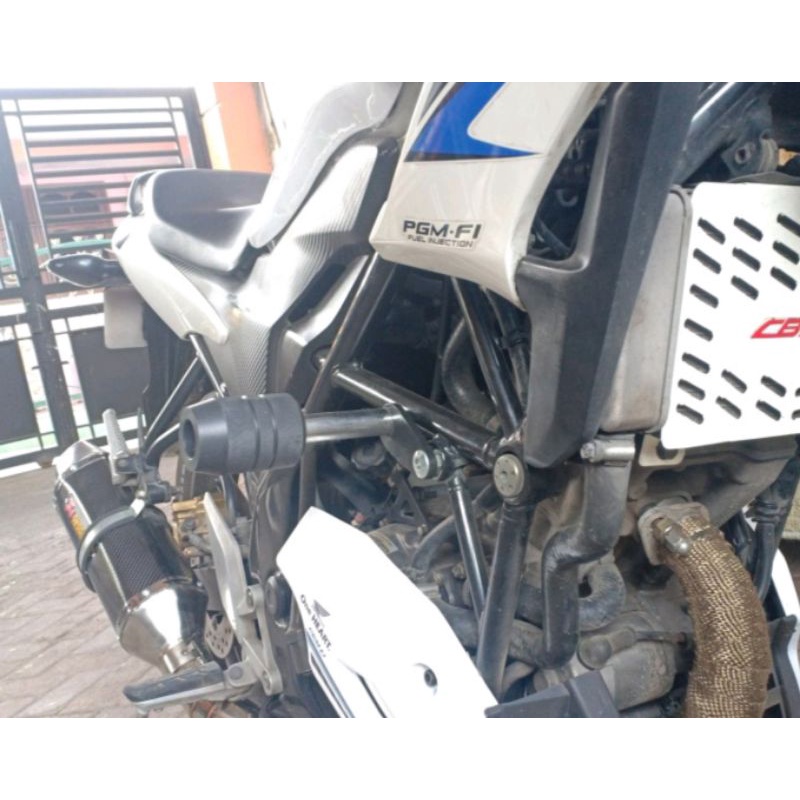 Jual Frame Slider New CB150R & Old Plus Jalu Agna Full Hitam ...