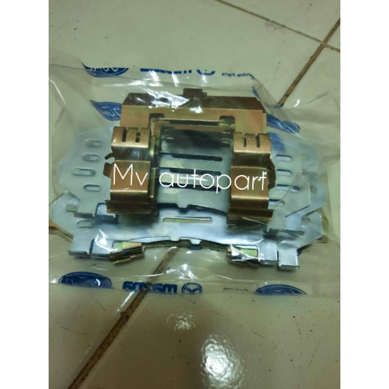 Jual Brake pad spring / plat kampas rem Mazda BT50 ORI | Shopee Indonesia