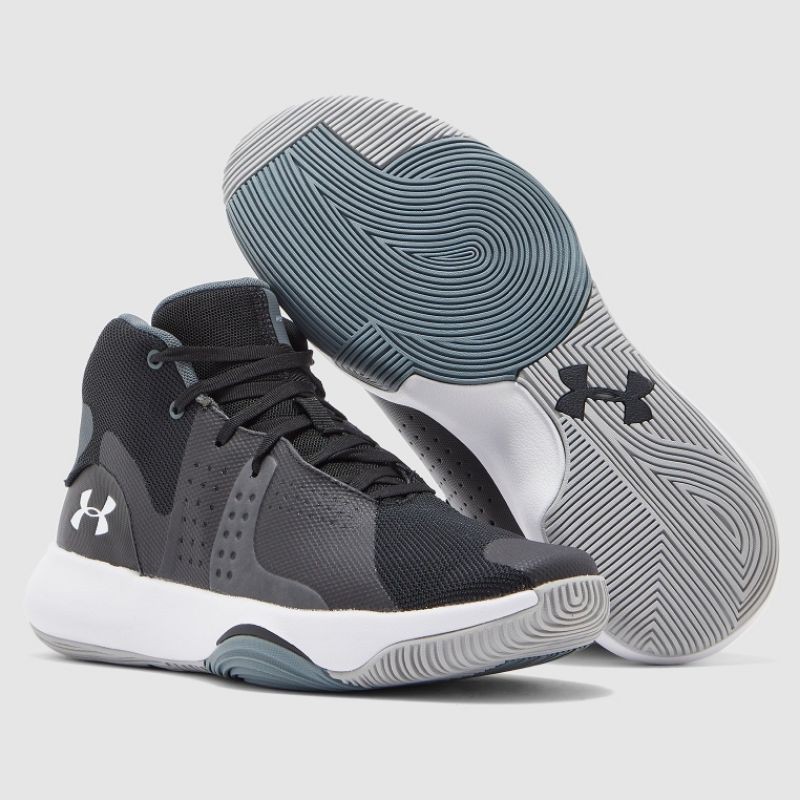 Under armour clearance anomaly basketball shoes