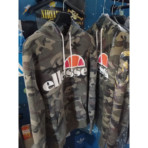 Ellesse camo clearance sweatshirt