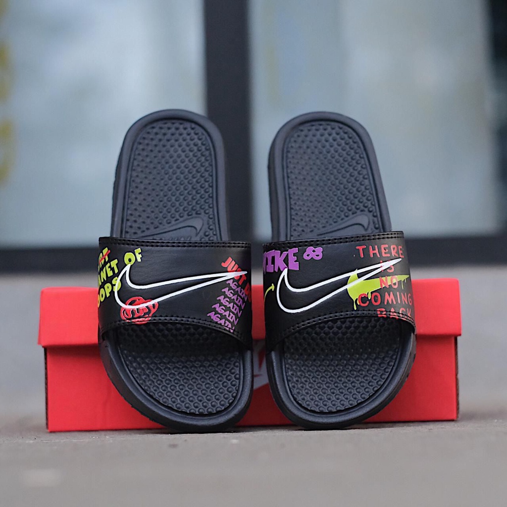 harga sandal nike benassi