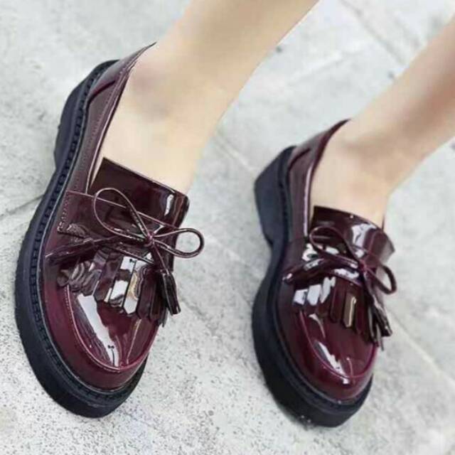 Sepatu dr store martens wanita