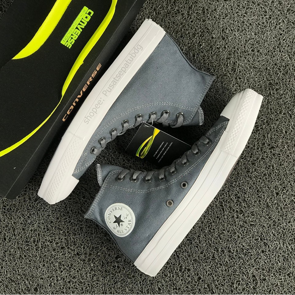 Converse with 2025 lunarlon grey