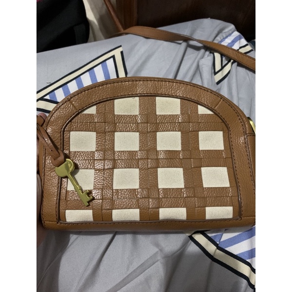 Fossil chelsea crossbody tan deals