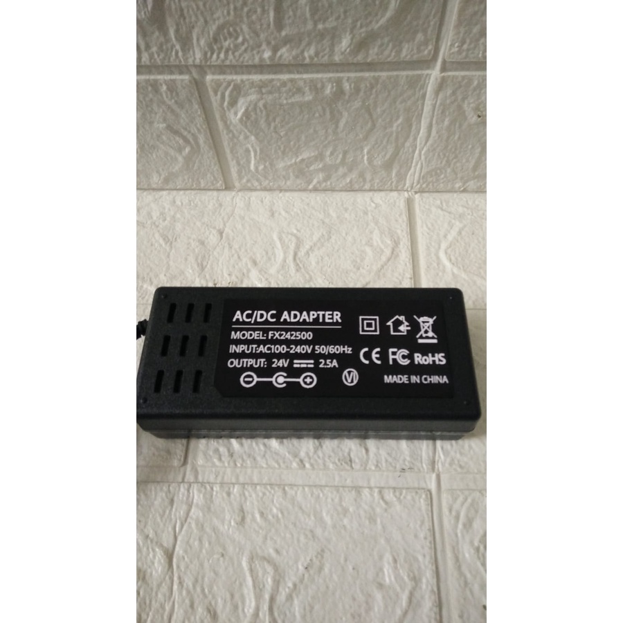 Jual AC/DC ADAPTER 24V 2.5A model: FX242500 Jek DC 5.5mm X 2.1mm - 2 ...
