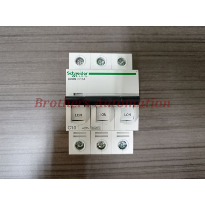 A9F74310 - Aptomat cài Acti 9 dải dòng tới 63A (MCB) SCHNEIDER