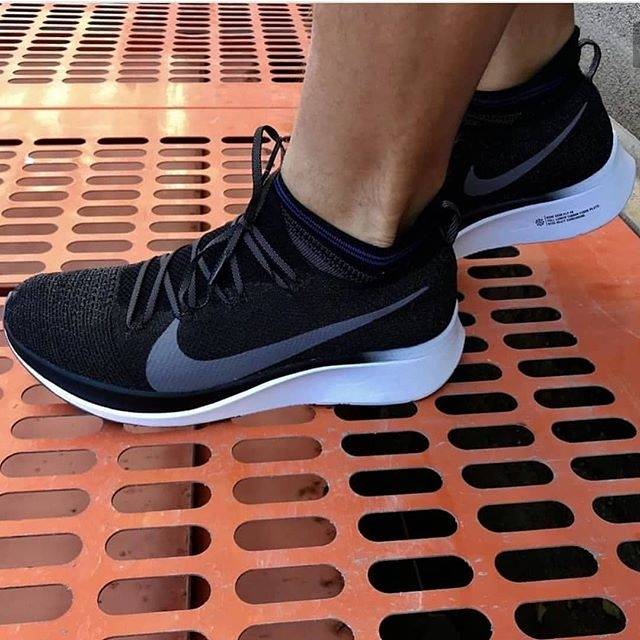 Harga nike store zoom fly flyknit