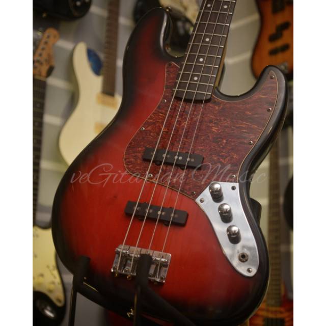 squier jazz bass standard series mulus like new original