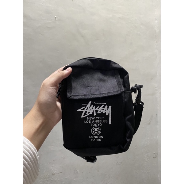 Harga stussy hotsell sling bag