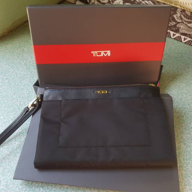 Tumi lindley wristlet hotsell