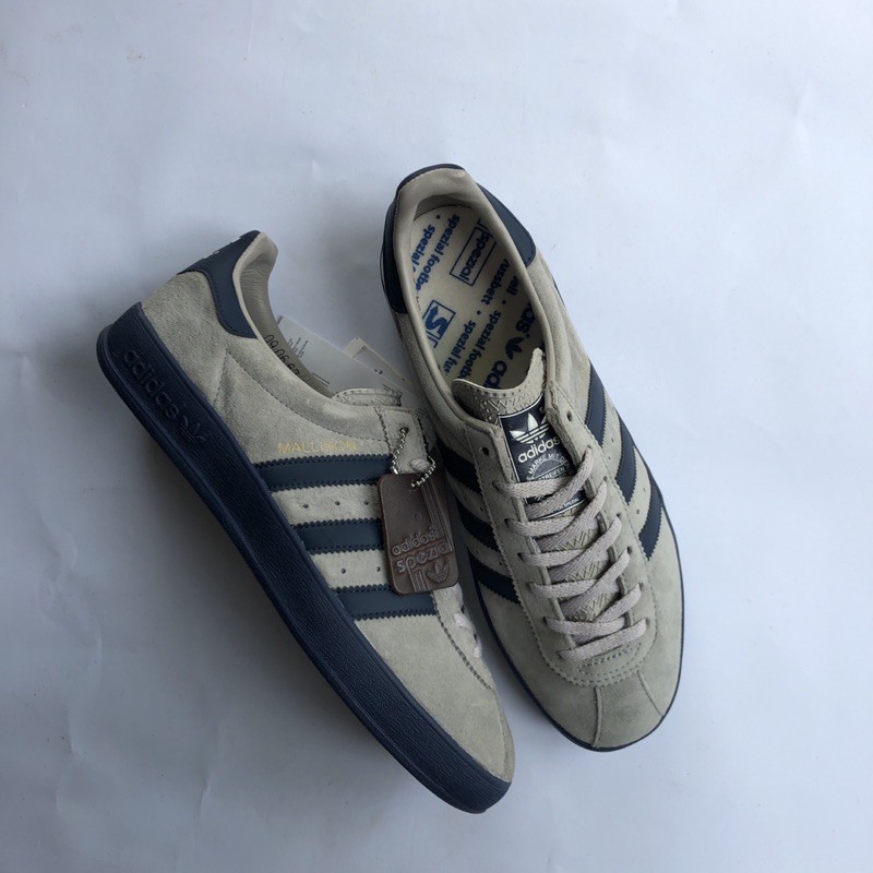 Adidas cheap mallison grey