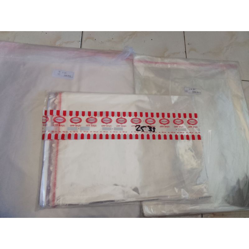 Jual Plastik Opp Ukuran 25x35 30x37 35x39 Plastik Bening Plastik Baju Shopee Indonesia 4657