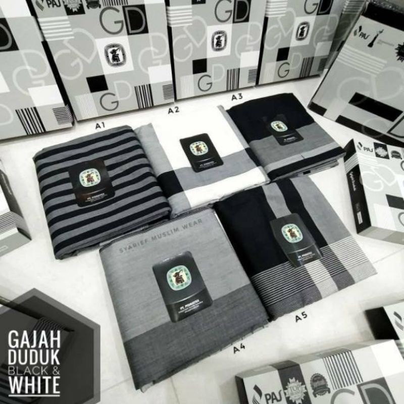 SARUNG GAJAH DUDUK BLACK&WHITE~GROSIR ECER~