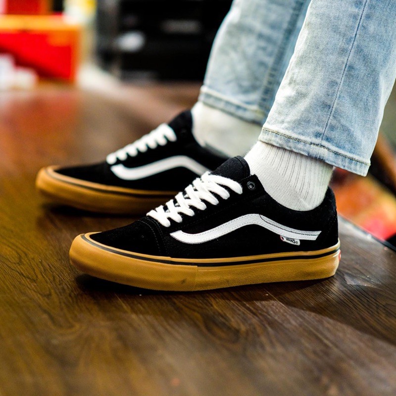 Harga vans old hot sale skool pro