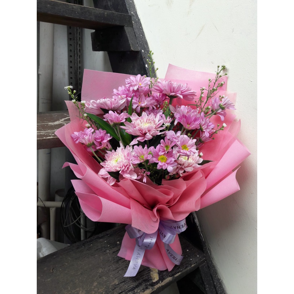 Jual Hand Bouquet | Hand Bucket | Rangkaian Krisan-Aster (150) | Shopee ...