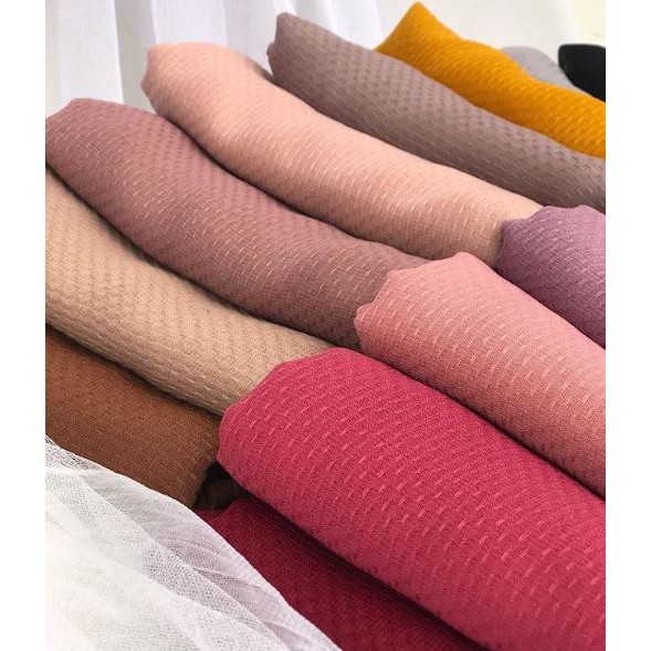 Jual Square Segiempat Hijab Rubicorn Rubycorn Cornskin Viscose Polos ...