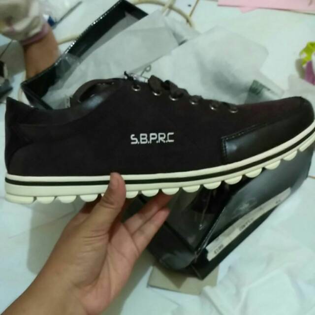 Sepatu casual sbprc