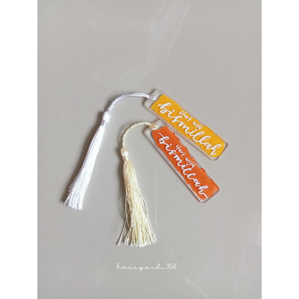 Jual PEMBATAS BUKU AKRILIK LETTERING CUSTOM PEMBATAS QURAN BOOKMARK
