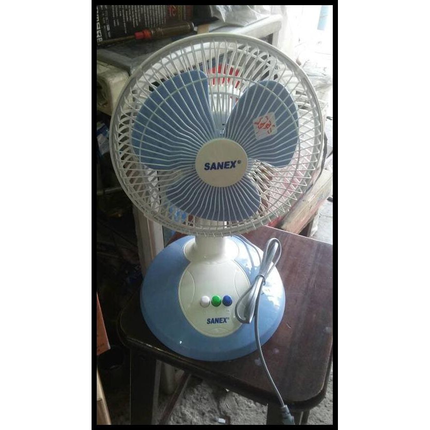 Jual Promo Kipas Angin Meja Kecil 8 Desk Fan Sanex Fd 0887 Shopee Indonesia 5721