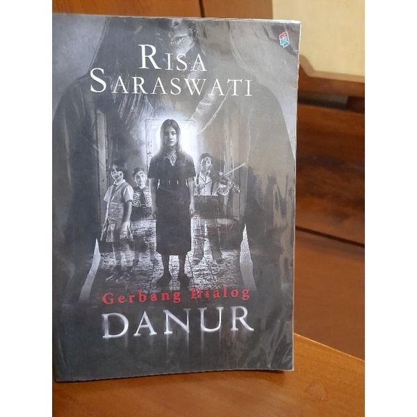 Jual Original Novel Gerbang Dialog Danur Risa Saraswati Preloved Bekas Shopee Indonesia 