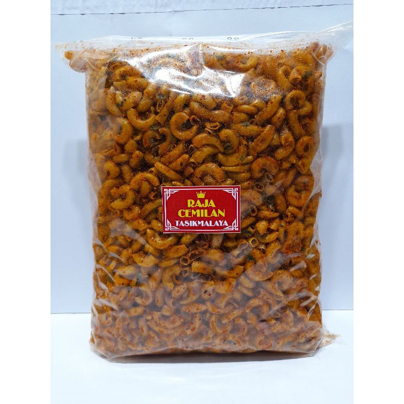 Jual RAJA CEMILAN TASIK MAKARONI BANTET KRIUK PEDAS ORIGINAL EXTRA ...